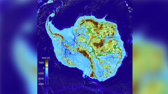 Khám phá khu vực sâu nhất trên Trái Đất với bản đồ mới nhất của NASA. Từ vách đá sâu thẳm đến mỏ dầu khổng lồ, bạn sẽ thấy rõ sự khác biệt giữa đáy biển và mặt đất. Hãy để bản đồ này đưa bạn đến những bí mật chưa từng được tiết lộ trên Trái Đất!