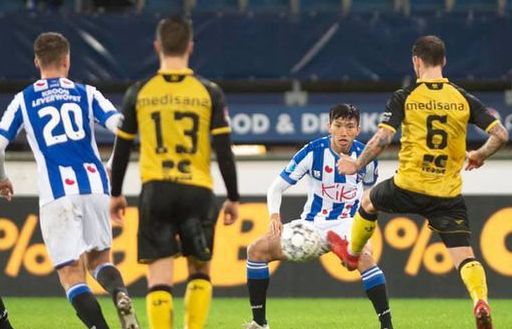 HLV Heerenveen tiết lộ lý do trao cơ hội ra sân cho Văn Hậu