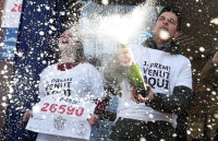 Dân Tây Ban Nha ăn mừng nhận giải xổ số lớn nhất thế giới - El Gordo 2,24 tỷ Euro