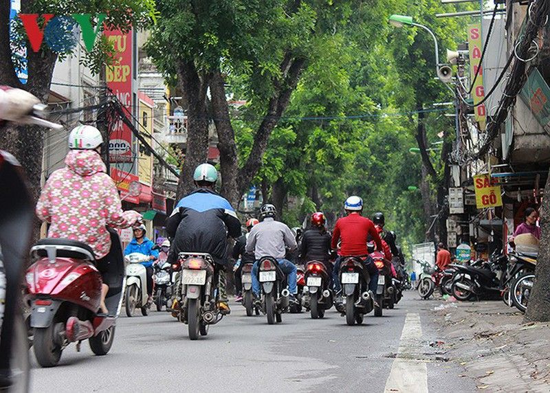 Dự báo thời tiết ngày và đêm nay (29/12): Không khí lạn tăng cường mạnh, Hà Nội, Bắc Trung Bộ đêm chuyển rét; Bắc Bộ trưa chiều hửng nắng, đêm và sáng