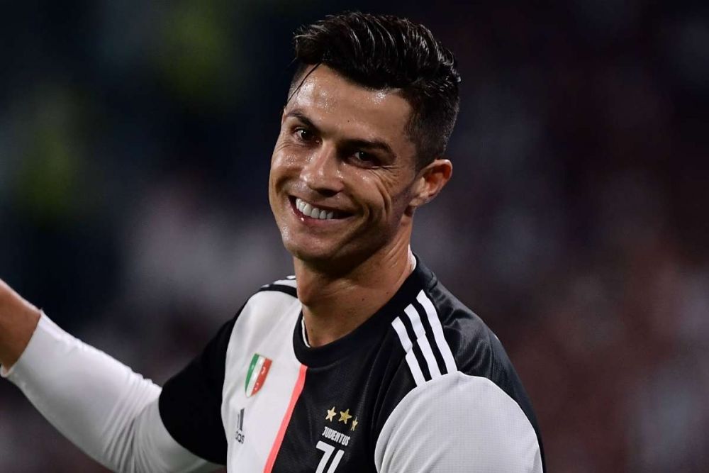 Cristiano Ronaldo dẫn đầu Top 10 cầu thủ ghi bàn thắng nhiều nhất năm 2020