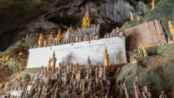 4.000 pho tượng Phật cổ chạm khắc tinh xảo trong hang động