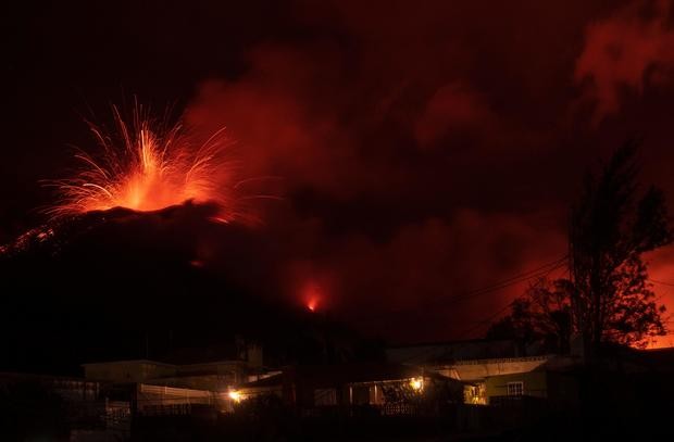 Tây Ban Nha: Núi lửa Cumbre Vieja lập kỷ lục về thời gian phun trào từ năm 1585