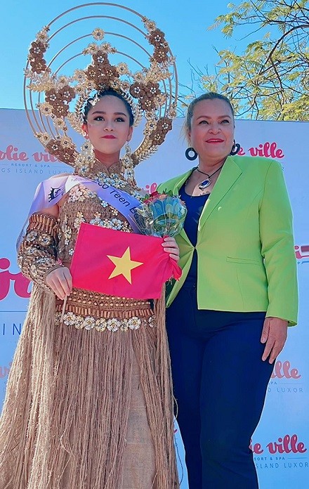 Đại diện Việt Nam - Vũ Huyền Diệu đăng quang Miss Eco Teen International