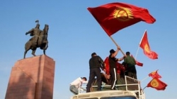 Biểu tình ở Kyrgyzstan: Đâu chỉ là can qua phút chốc !