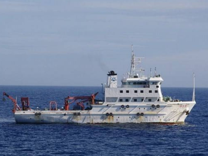 Tàu Trung Quốc xâm nhập trái phép vùng EEZ của Nhật