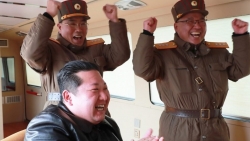 Triều Tiên thử ICBM: 'Bài kiểm tra' đúng quy trình với Hàn Quốc, 'lời cảnh tỉnh' trong rối ren với Mỹ