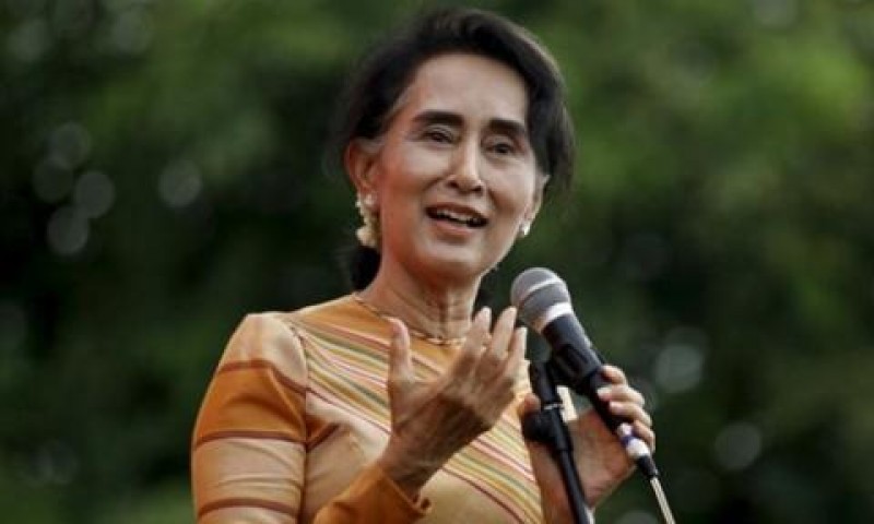 Myanmar: "Vòng kim cô" dành cho bà Suu Kyi