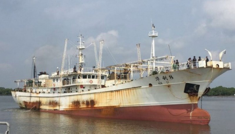 Hải quân Indonesia bắt giữ tàu cá Trung Quốc