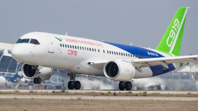 Trung Quốc sẵn sàng chuyển giao máy bay thương mại nội địa đầu tiên