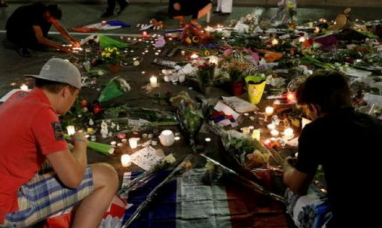 Bắt giữ 2 nghi can mới liên quan đến vụ tấn công ở Nice