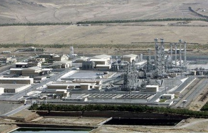 Iran sẽ bán cho Nga 40 tấn nước nặng