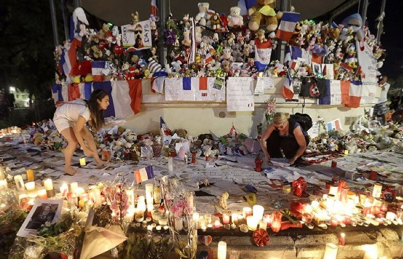 Bóc tách nguyên nhân các vụ thảm sát ở châu Âu