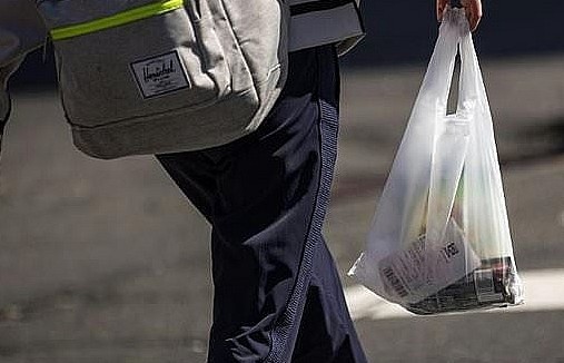 Panama trở thành quốc gia Trung Mỹ đầu tiên cấm sử dụng túi nhựa dùng một lần