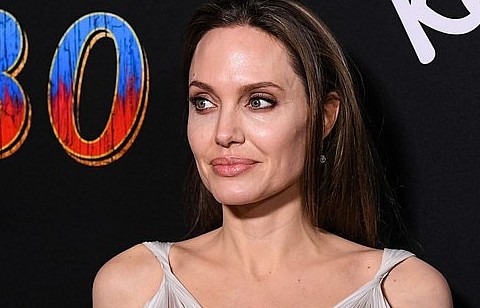 Angelina Jolie xác nhận thủ vai siêu anh hùng trong “The Eternals“