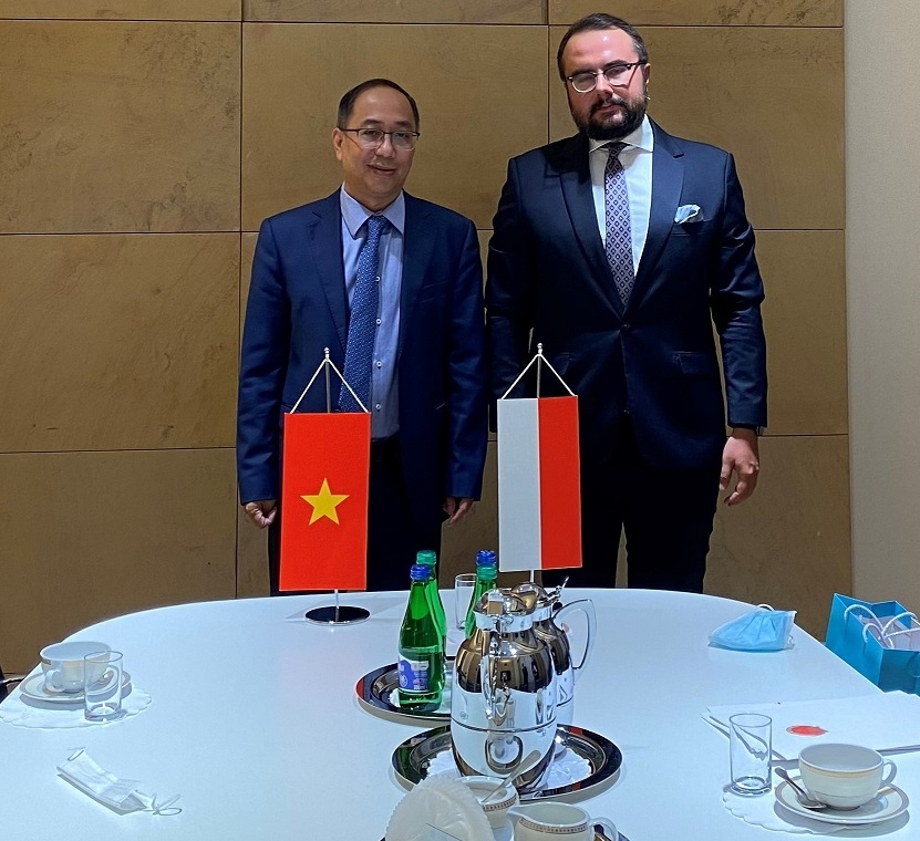 Đại sứ Việt Nam tại Ba Lan: Chủ động 'ngoại giao vaccine', lựa chọn 'ngôn ngữ ngoại giao' trong tình hình mới
