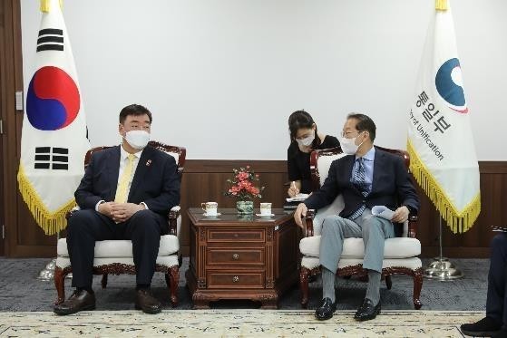 Quan chức Hàn-Trung thảo luận vấn đề Triều Tiên