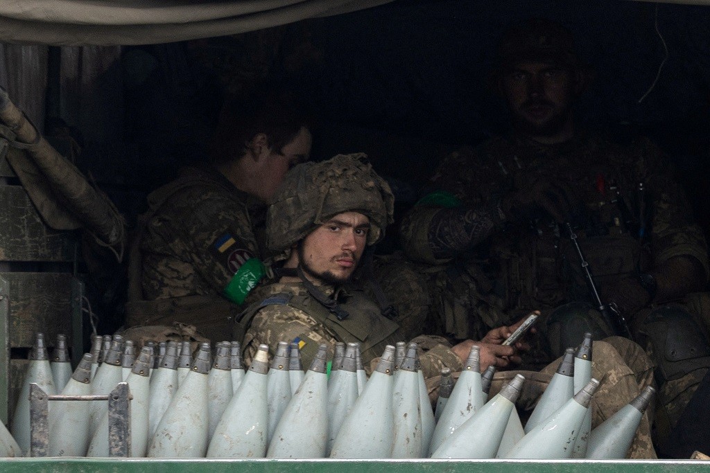 Ukraine tăng cường pháo kích ở miền Nam