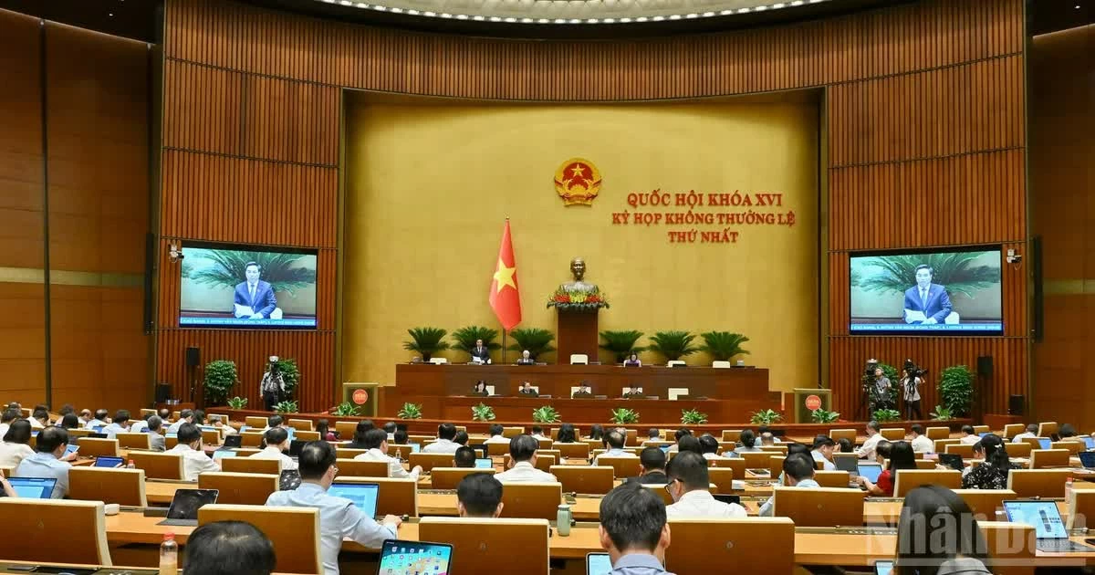 Quốc hội thảo luận sửa đổi 3 luật thuộc lĩnh vực tài chính-ngân hàng Quốc hội thảo luận sửa đổi 3 luật thuộc lĩnh vực tài chính-ngân hàng