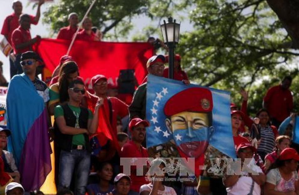 Venezuela hoãn thảo luận về trưng cầu ý dân