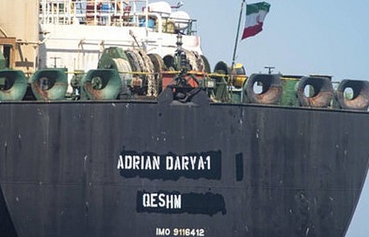 Tàu chở dầu Adrian Darya 1 xuất hiện bên ngoài cảng Tartus của Syria