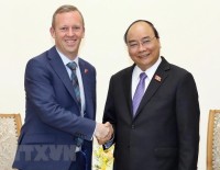 british embassy releases announcement about 39 lorry deaths