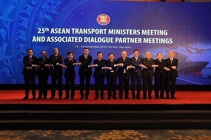 noi bat cac hop tac ket noi hang khong asean