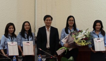Bộ Tư pháp chúc mừng sinh viên ngoại giao đoạt giải cao tại đấu trường quốc tế