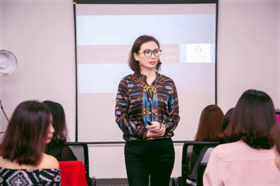 businesswoman lays ground for network of vietnamese female entrepreneurs in singapore