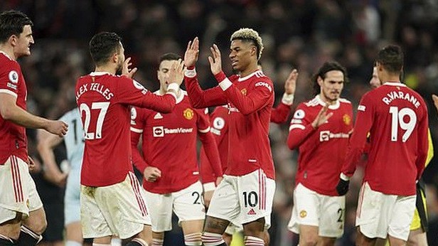 Chiến thắng của Man Utd trước West Ham gây tranh cãi