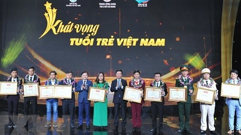 Trung ương Đoàn tuyên dương 10 gương mặt trẻ Việt Nam tiêu biểu năm 2020