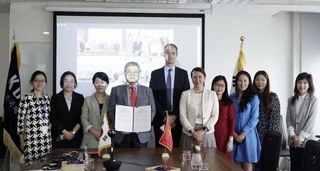Triển khai dự án Làng Hòa bình Việt Nam-Hàn Quốc tại ba tỉnh miền Trung