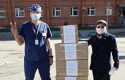 Cộng đồng người Việt tiếp sức y, bác sỹ Nga chống dịch Covid-19