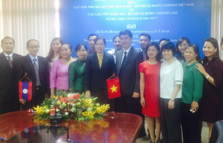 Việt Nam – Lào tăng cường hợp tác lĩnh vực lưu trữ
