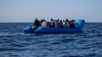 Hy Lạp giải cứu thành công hơn 100 người di cư trên chiếc thuyền sắp chìm