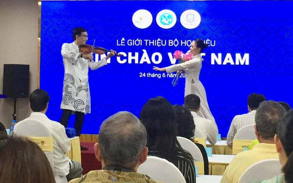 Giới thiệu Chương trình dạy tiếng Việt và bộ học liệu ‘Xin chào Việt Nam’
