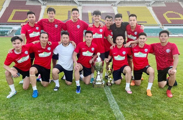 Đội bóng của cộng đồng người Việt vô địch Giải bóng đá Thượng viện CH. Czech