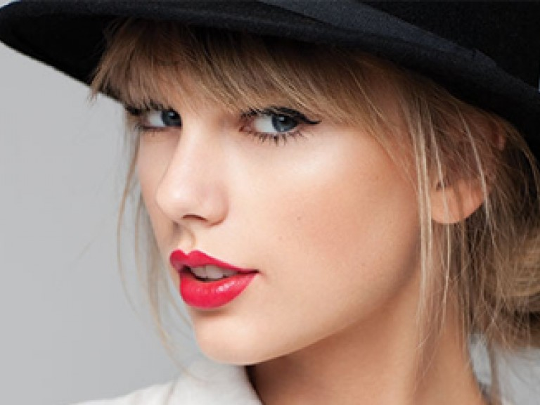 Taylor Swift kiếm tiền giỏi nhất thế giới