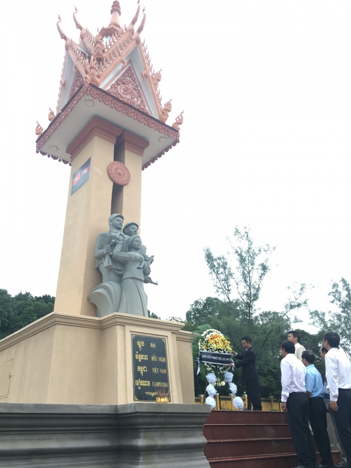 ky niem 70 nam ngay thuong binh liet si tai sihanoukville