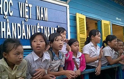 Chính sách mới thuận lợi hơn cho người gốc Việt đang sinh sống hợp pháp ở Campuchia