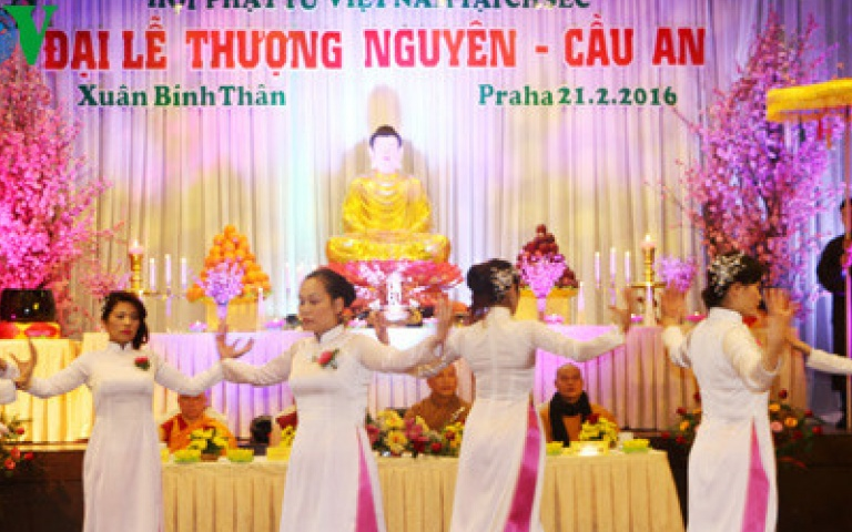 Sự kiện tâm linh lớn nhất của cộng đồng người Việt tại Czech