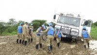 Chuyện lính công binh Việt Nam làm nhiệm vụ cứu hộ đường bộ ở Abyei