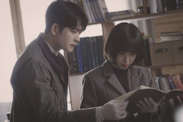 Vì sao bộ phim Hàn Quốc ‘Nữ luật sư kỳ lạ Woo Young Woo’ gây sốt?