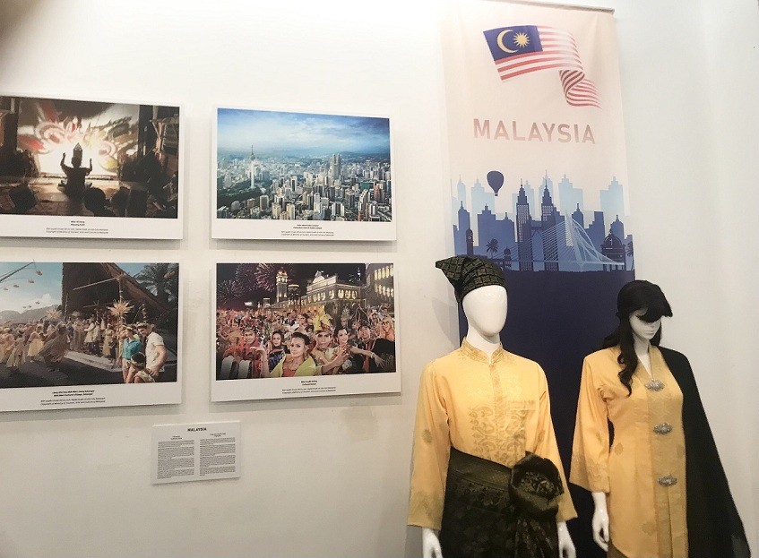 Phong phú sắc màu văn hóa ASEAN tại Hà Nội Phong phú sắc màu văn hóa ASEAN tại Hà Nội