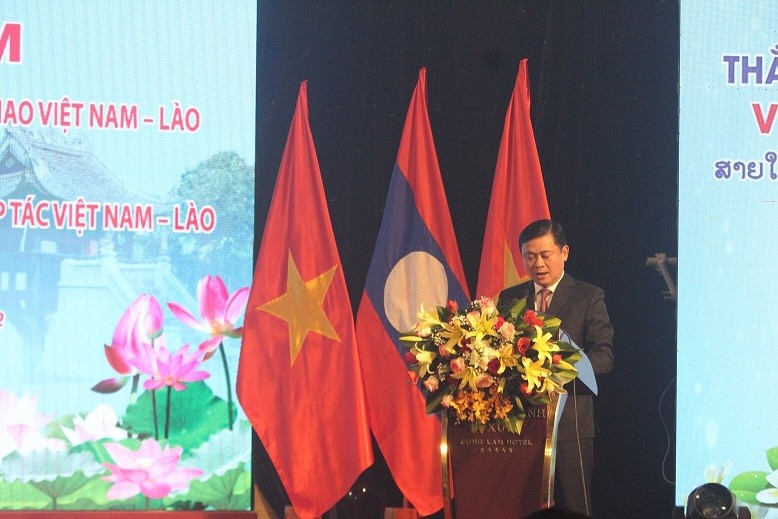 Lãnh đạo 7 tỉnh của Lào tham dự  kỉ niệm 60 năm thiết lập quan hệ ngoại giao hai nước tại Nghệ An