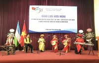 Giao lưu hữu nghị Việt Nam-Uzbekistan: Ấm áp và thân tình