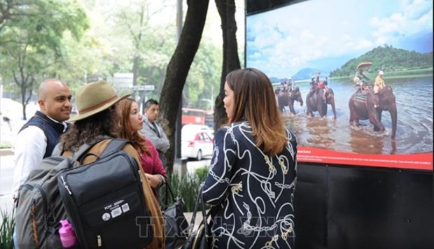 Triển lãm ảnh Việt Nam thu hút bạn bè quốc tế tại Mexico