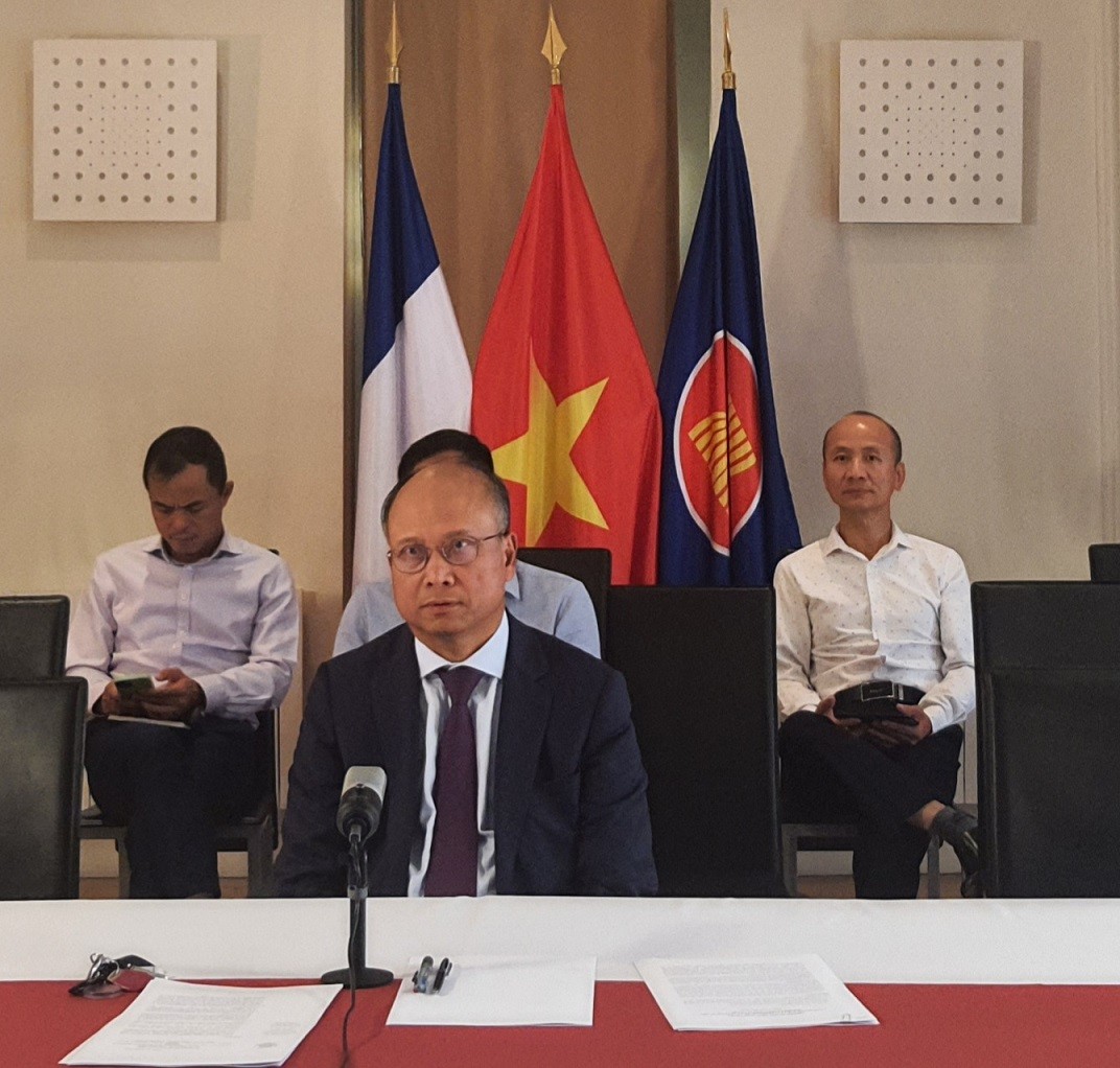 Đại sứ quán Việt Nam tại Pháp chủ trì buổi tọa đàm về chủ đề Ấn Độ Dương-Thái Bình Dương