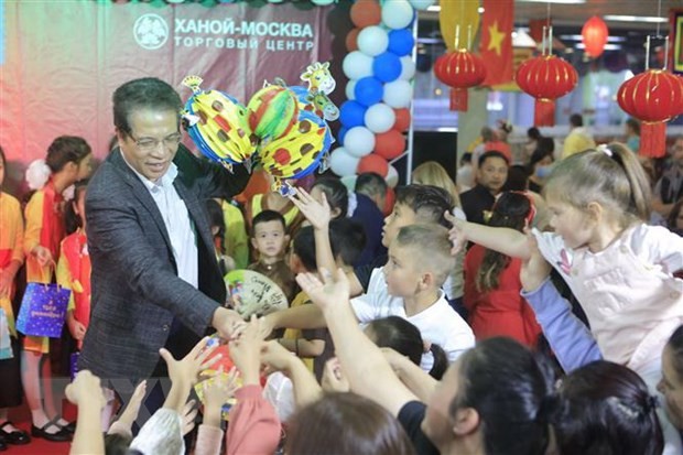 Overseas Vietnamese children celebrate Mid-Autumn Festival | Society | Vietnam+ (VietnamPlus)