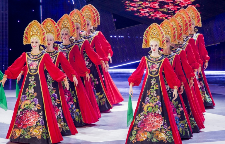 Đoàn nghệ sĩ Nhà hát múa Hàn lâm quốc gia Moscow “Gzhel” biểu diễn tại Việt Nam